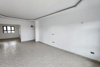 4 Bed House with En Suite at Forest Line Road - 2