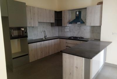 2 Bed Apartment with En Suite at Parklands