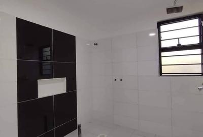 5 Bed Villa with Garden in Ruiru