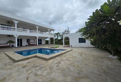 6 Bed House with En Suite in Watamu