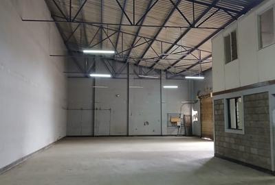 Warehouse with Backup Generator in Ruaraka - 4