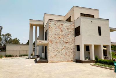 5 Bed House with En Suite at Off Bogani Rd - 2