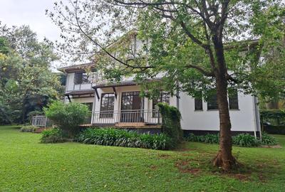 5 Bed Townhouse with En Suite at Rosslyn Lone Tree Estate Rd