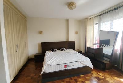 3 Bed Apartment with En Suite in Kilimani - 4