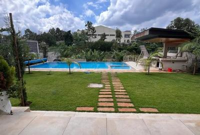 Furnished 2 Bed Apartment with Swimming Pool in Runda - 4