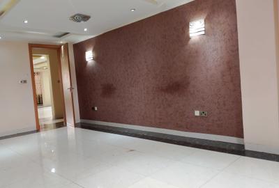 4 Bed Apartment with En Suite at Parklands - 4
