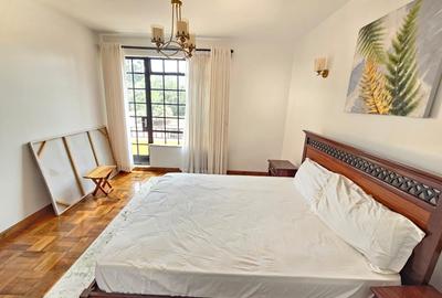 Serviced 3 Bed Apartment with En Suite in Riverside - 2