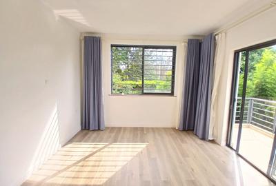 4 Bed House with En Suite in Runda - 4