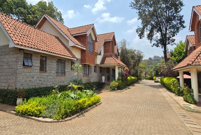 4 Bed Townhouse with En Suite at Off Convent Drive - 2