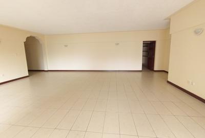 4 Bed Apartment with En Suite at Brookside