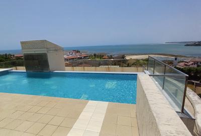 3 Bed Apartment with En Suite at Green Wood Drive