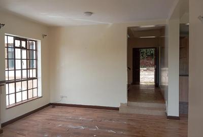 4 Bed Townhouse with En Suite at Redhill Area Nairobi - 3