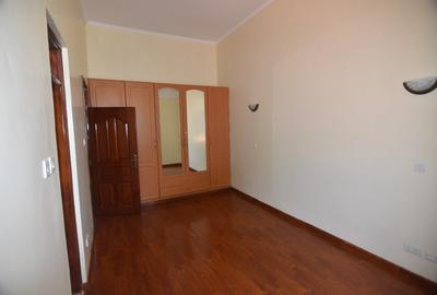 Townhouse in Lavington