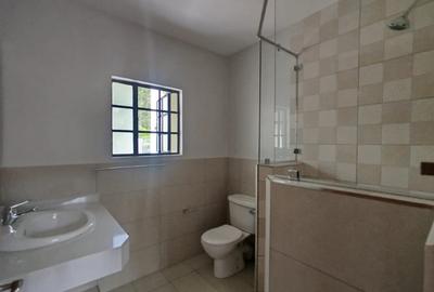 2 Bed House with En Suite in Karen