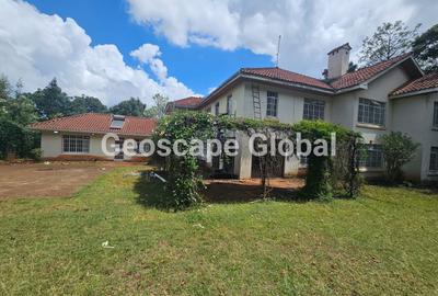 5 Bed House with En Suite at Nyari