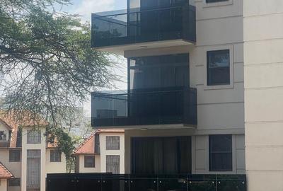 Serviced 2 Bed Apartment with En Suite at Muthangari Drive