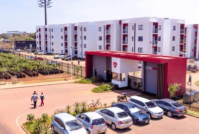 2 Bed Apartment with Swimming Pool in Tatu City