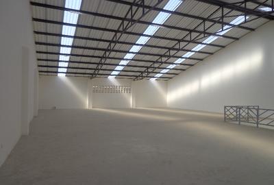 8,725 ft² Warehouse with Backup Generator in Mombasa Road