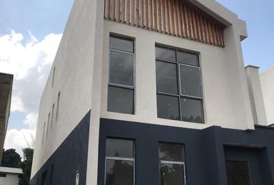 4 Bed Villa with En Suite at Njathaini Road