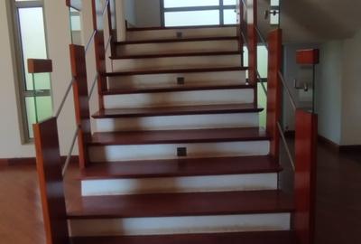 5 Bed House with En Suite in Karen - 3