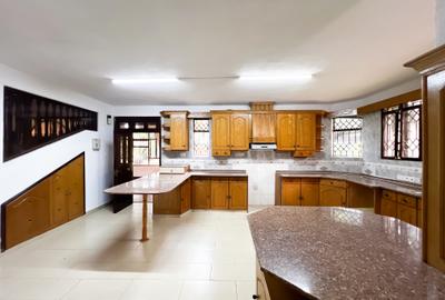 5 Bed Villa with En Suite at Runda Grove - 3