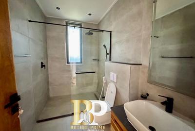 4 Bed Apartment with En Suite in Spring Valley - 2