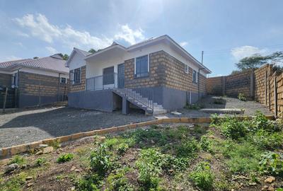 4 Bed House with En Suite at Kahuho