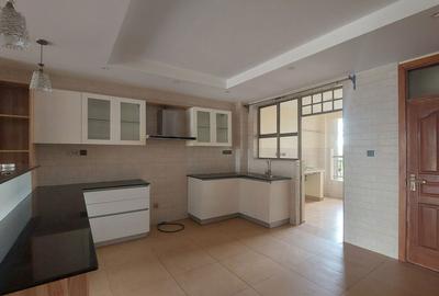 3 Bed Apartment with En Suite in Kileleshwa - 3