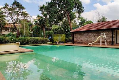 3 Bed Apartment with En Suite in Westlands Area