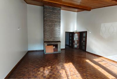 4 Bed Townhouse with En Suite at Kilimani - 3