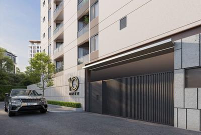 3 Bed Apartment with En Suite at Wood Avenue - 2