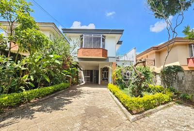 4 Bed House with En Suite in Spring Valley