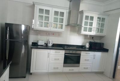 Furnished 3 Bed Apartment with En Suite in General Mathenge