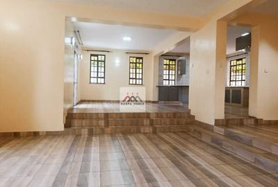 5 Bed Townhouse with En Suite in Westlands Area - 4