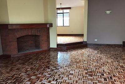 4 Bed Townhouse with En Suite in Lavington - 4