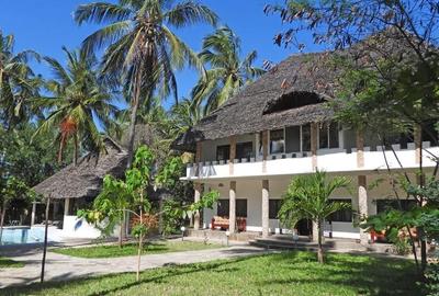 5 Bed Villa with Garden at Watamu