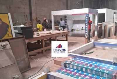 11,600 ft² Warehouse with Fibre Internet in Mlolongo - 2