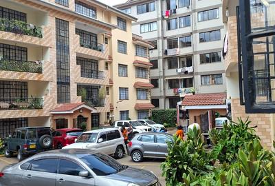 2 Bed Apartment with En Suite in Westlands Area