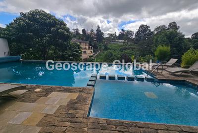 Serviced 2 Bed Apartment with En Suite in Spring Valley