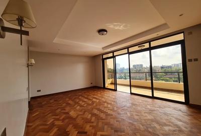 4 Bed Apartment with En Suite at Riverside Drive
