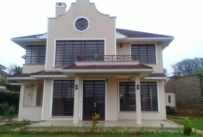 4 Bed House with En Suite in Kiambu Road