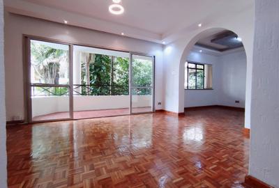 2 Bed Apartment with En Suite in Riverside - 2