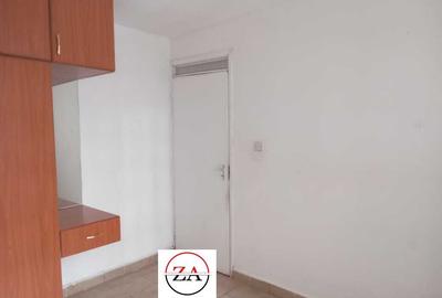 Studio Apartment with En Suite at Ruaka