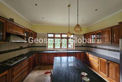 5 Bed House with En Suite in Karen