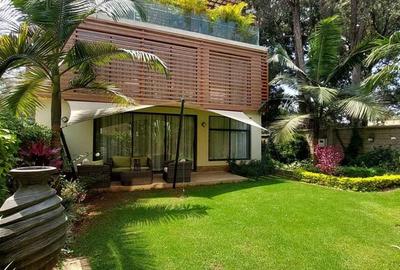 3 Bed Townhouse with En Suite in Lavington