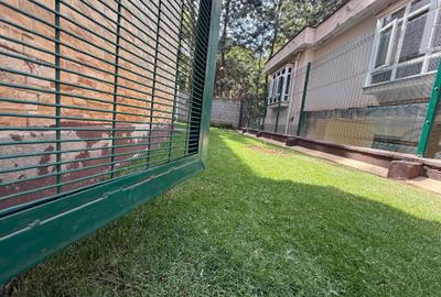 5 Bed Townhouse with En Suite at Lavington