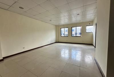 9,000 ft² Warehouse in Syokimau - 3