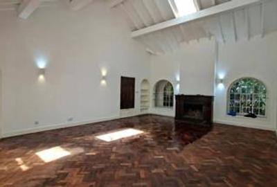 3 Bed Townhouse with En Suite at Kyuna - 2