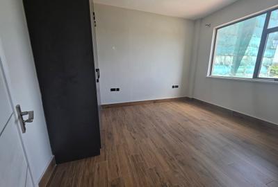 2 Bed Apartment with En Suite at Kileleshwa - 4