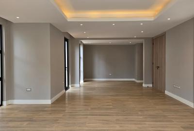 Serviced 3 Bed Apartment with En Suite in Runda - 3